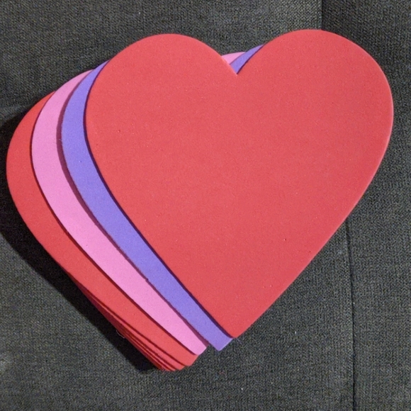 NEW Valentine's Day Decor Kit -- 200+ pieces - Picture 2 of 6